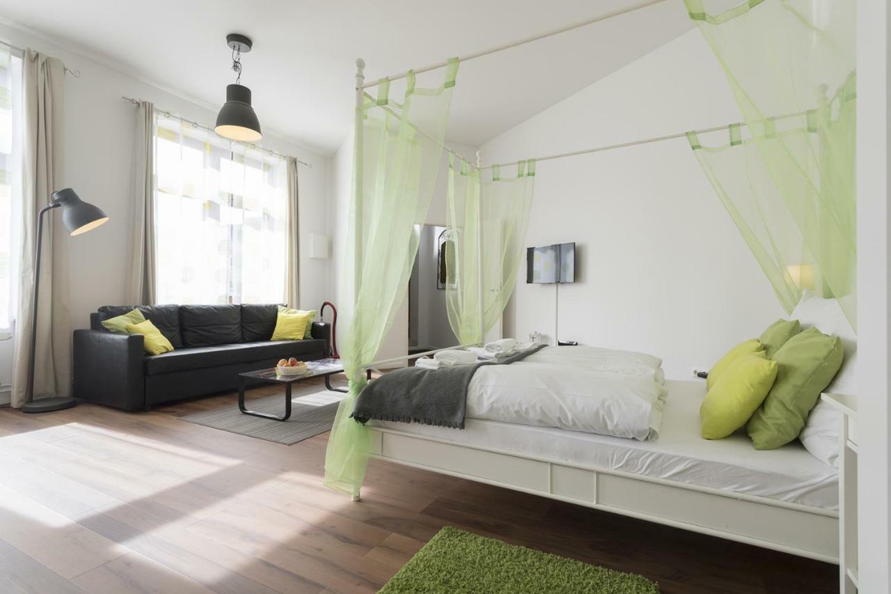 Studio Apartment Niemetzstr 51 Berlin Eksteriør billede